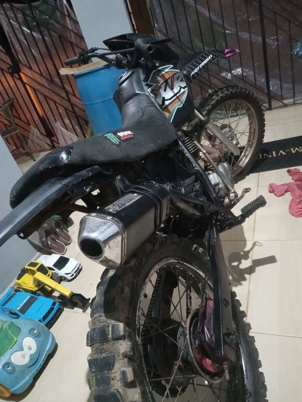 XLR