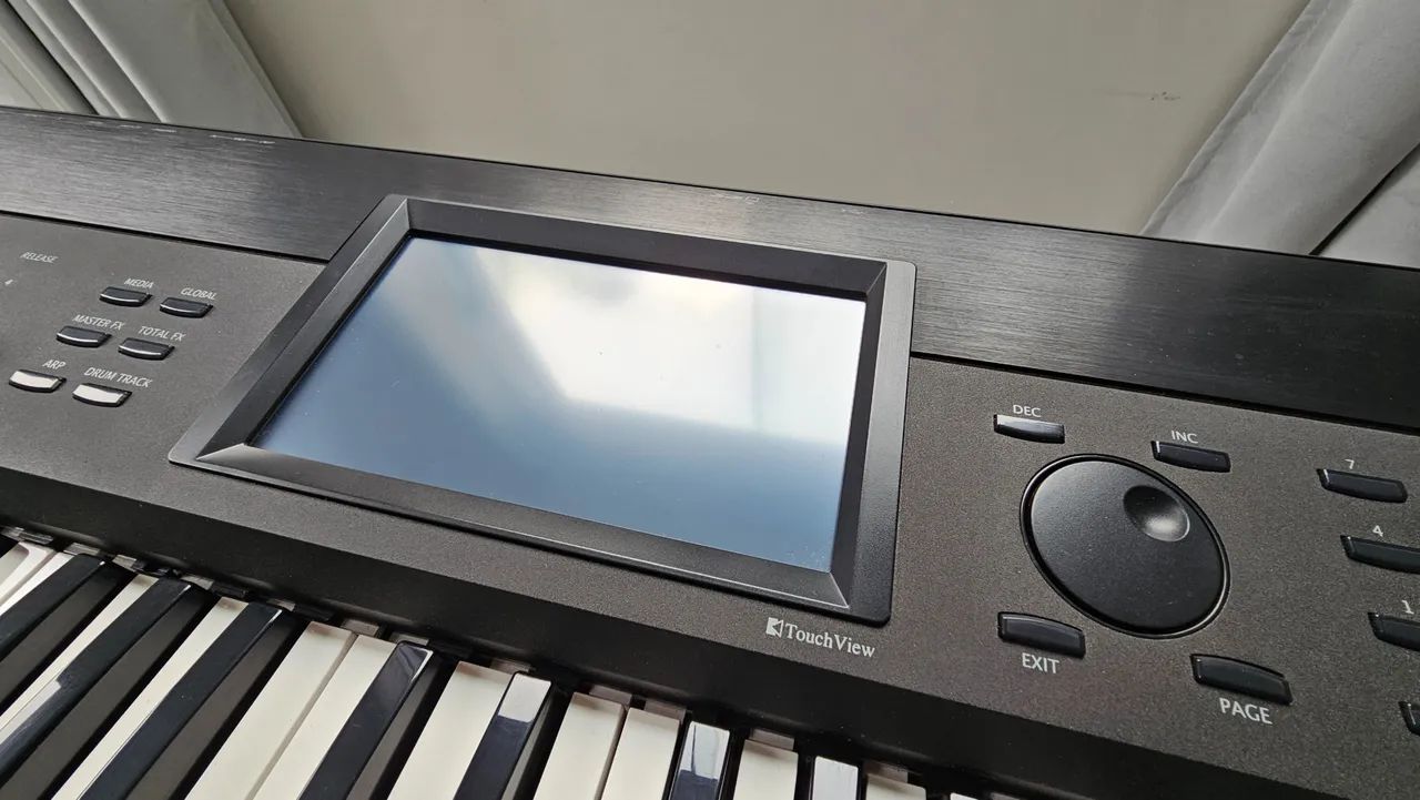 Teclado Korg Krome - Foto 4