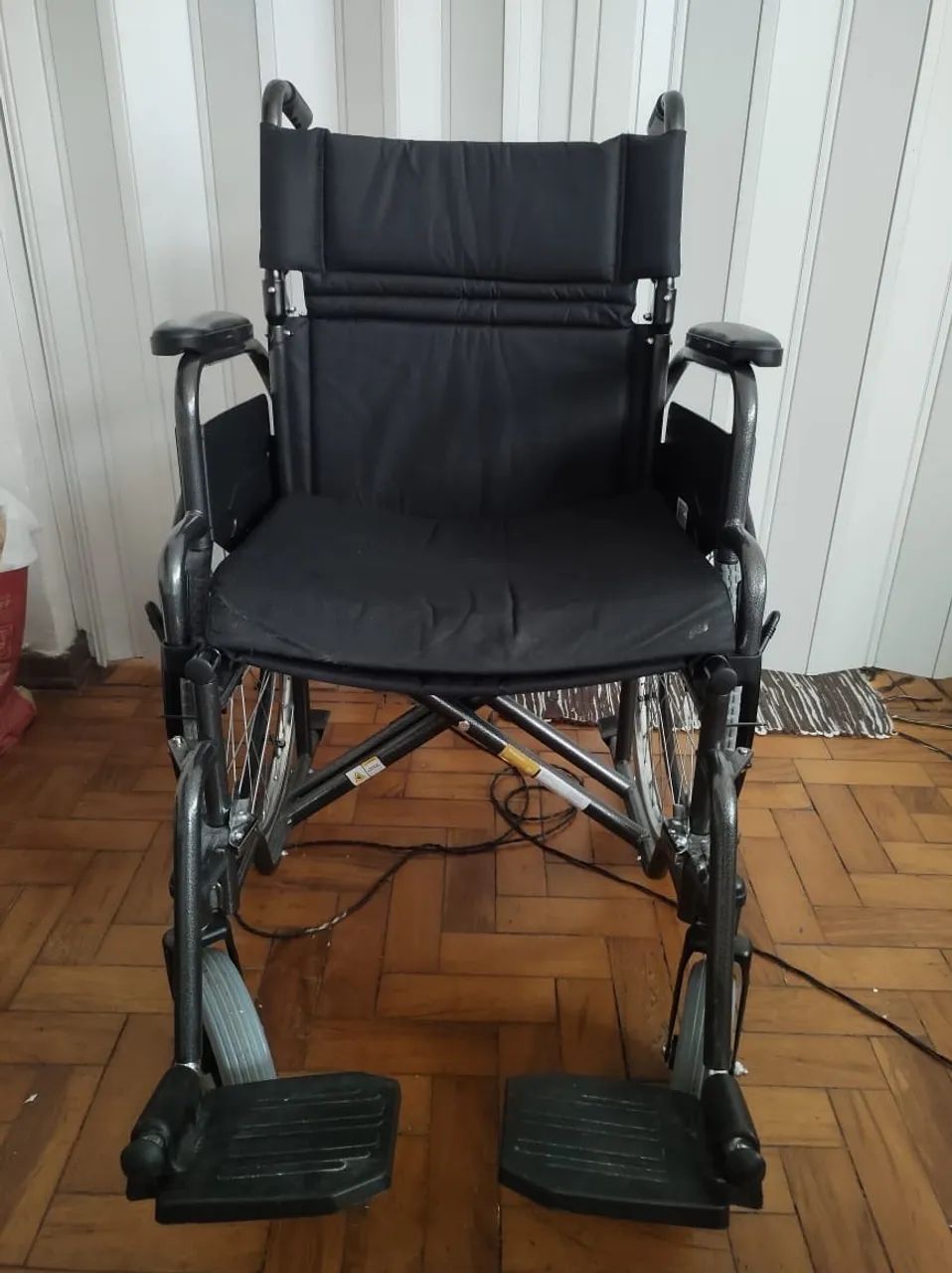 Cadeira de Rodas Dellamed D600