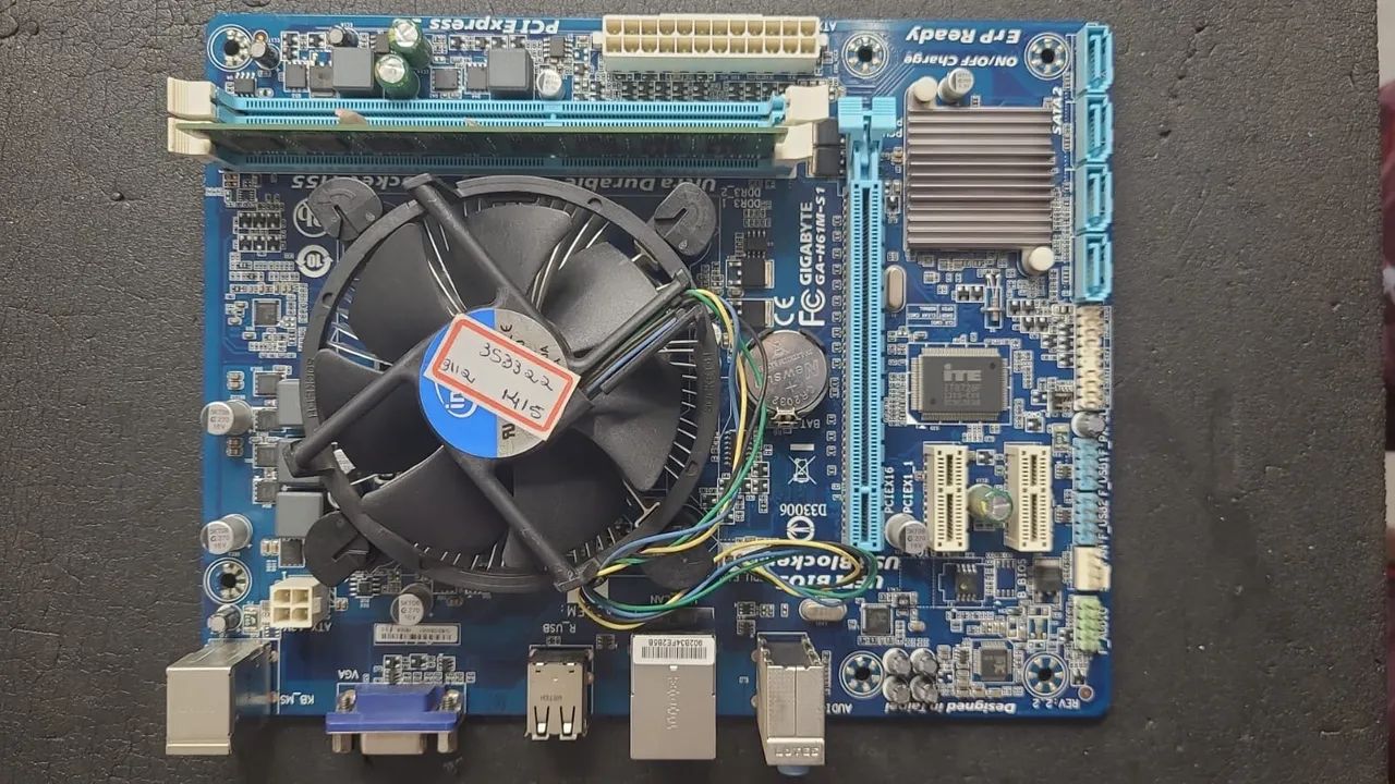 Placa mãe para Pc processador I3 4Gg de memória  - Foto 2