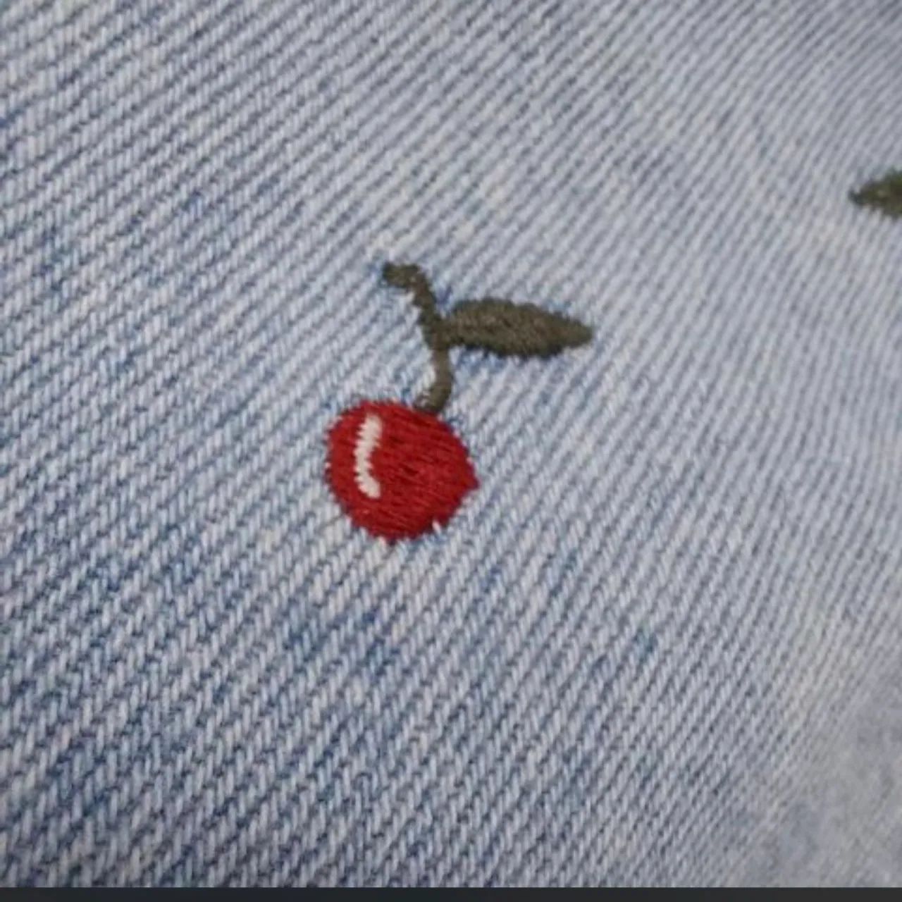 short jeans cereja  - Foto 3