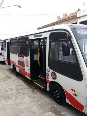 Micro ônibus ano 2008 - Foto 9