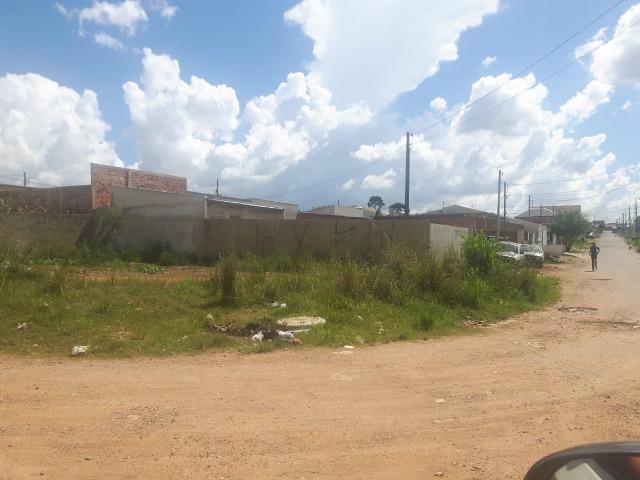 Faz. Rio Grande- Terreno de esquina, a prazo, no Jd. Cerejeiras c/ 238,68m²!! - Foto 3