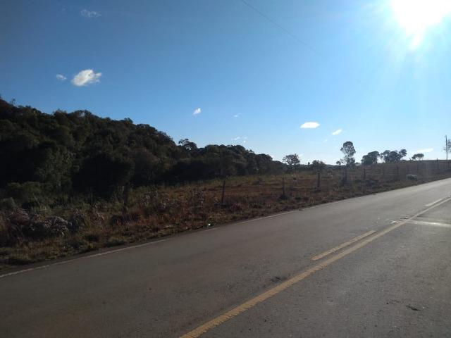 Belíssima área de campo para sitio de lazer com 30000 m²