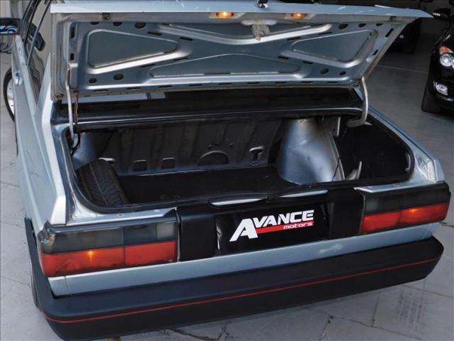 Volkswagen Voyage 1.8 cl 8v - Foto 6