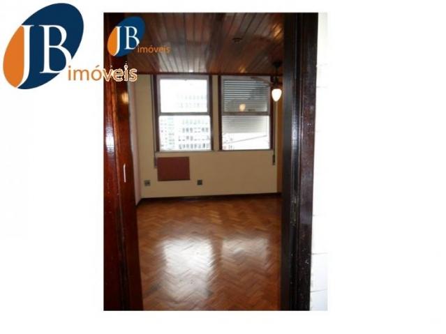 Apartamento - CENTRO - R$ 900,00