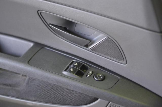 PUNTO 2011/2012 1.4 ATTRACTIVE ITALIA 8V FLEX 4P MANUAL - Foto 8
