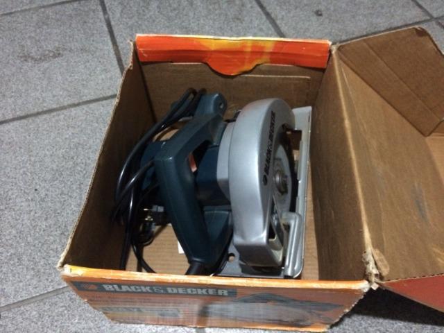 Serra Circular Makita - vendo ou troco - Foto 4