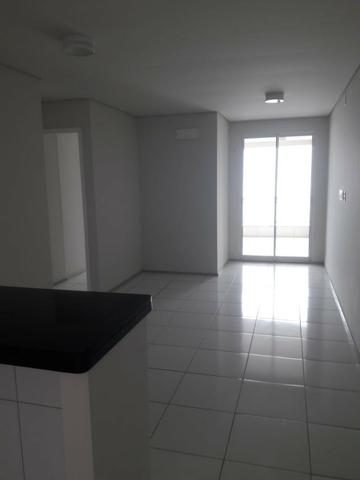 Apartamento na Ponta D'Areia, Suíte e Quarto, Locação - Foto 2