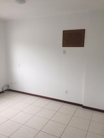 Apto Centro Brusque | 1 Suíte + 2 Quartos | 2 Garagens - Foto 6