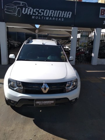RENAULT DUSTER OROCH 2017/2017 FLEX 1.6 EXPRESSION BRANCA.
