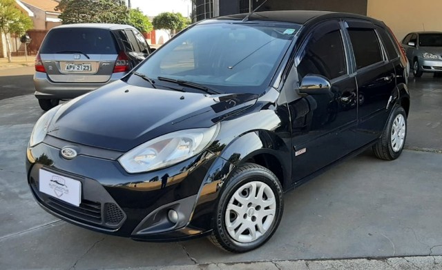 FIESTA HATCH 1.6 COMPLETO PLACA A CARRO BEM CONSERVADO TODO REVISADO
