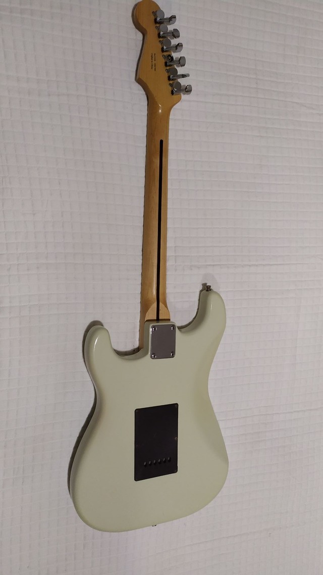 Guitarra Fender Squier Califórnia - Customizada - Foto 2