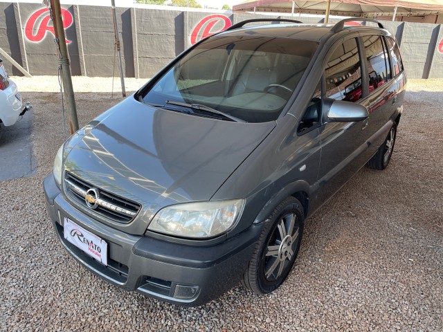 ZAFIRA 2.0 ELITE 7 LUGARES AUTOMÁTICA 2011/2012 COMPLETA!
