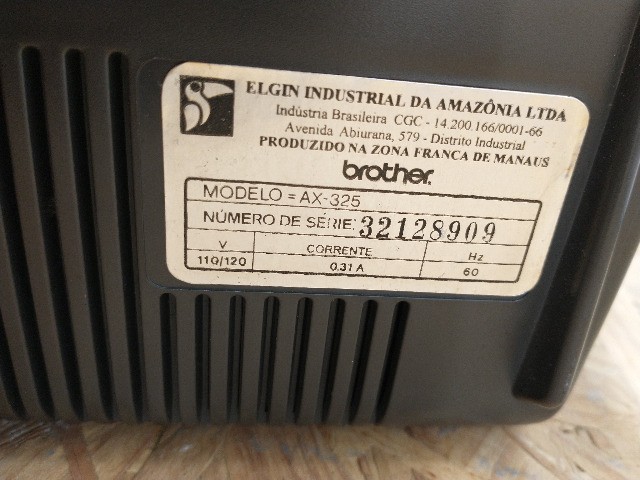 Máquina de escrever Brother AX325 - Foto 5