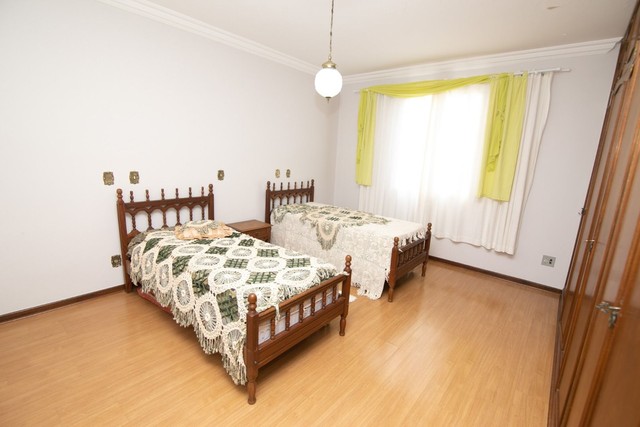Casa com 4 dormitórios para alugar por R$ 4.800,00/mês - Centro - Cambé/PR