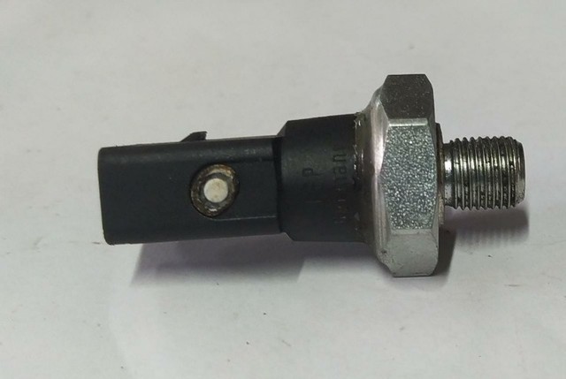 Sensor Pressão Óleo Vw Jetta 2.5 2007/2011 06d919081b - Foto 2