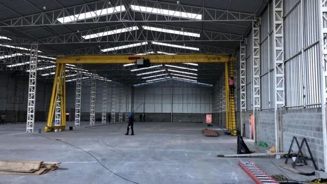 Ponte Rolante Talhas Elétricas Carros Guincho Pórticos Rolantes  - Foto 4