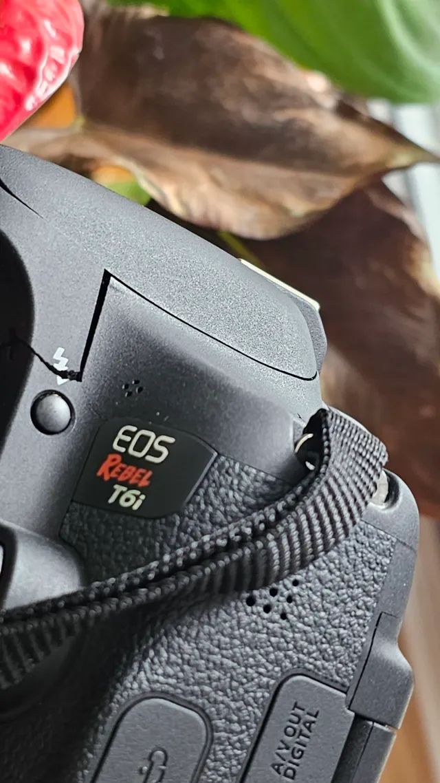 Lente Canon Ef-s 18-135mm<br>F/3.5-5.6 ls Nano Usm - Foto 6
