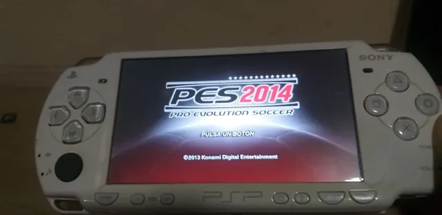 Jogo Midia Fisica Pro Evolution Soccer 2014 Pes 14 para Psp em