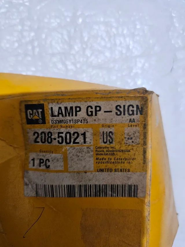 Caminhão fora estrada pa carregadeira caterpillar lanterna sinal nova original 2085021 - Foto 3