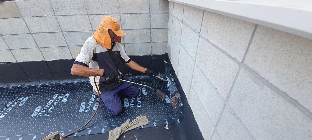Mestre Vedação Impermeabilização Produtos e serviços TEL.: *