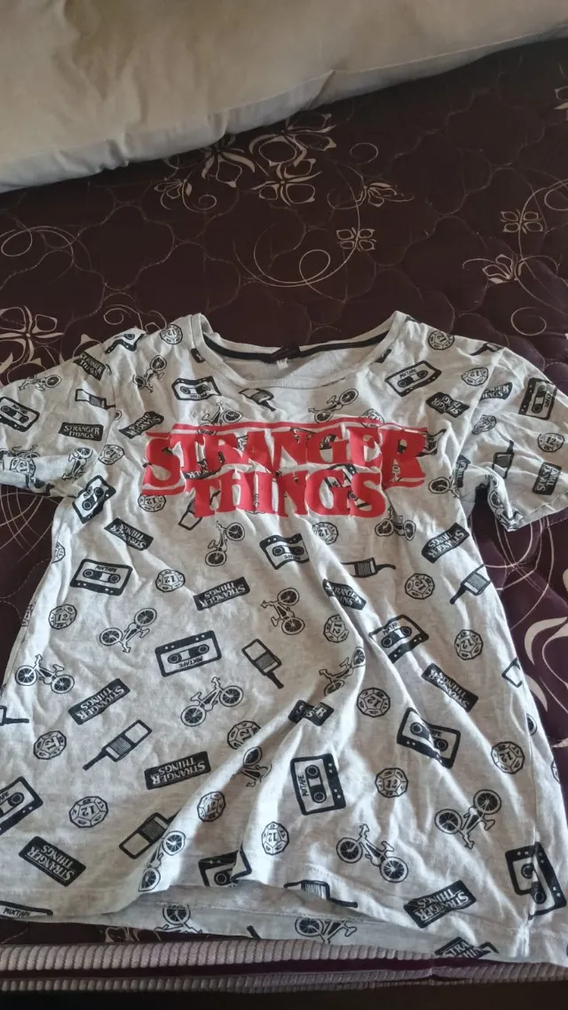 Camisa Stranger Things tamanho 16