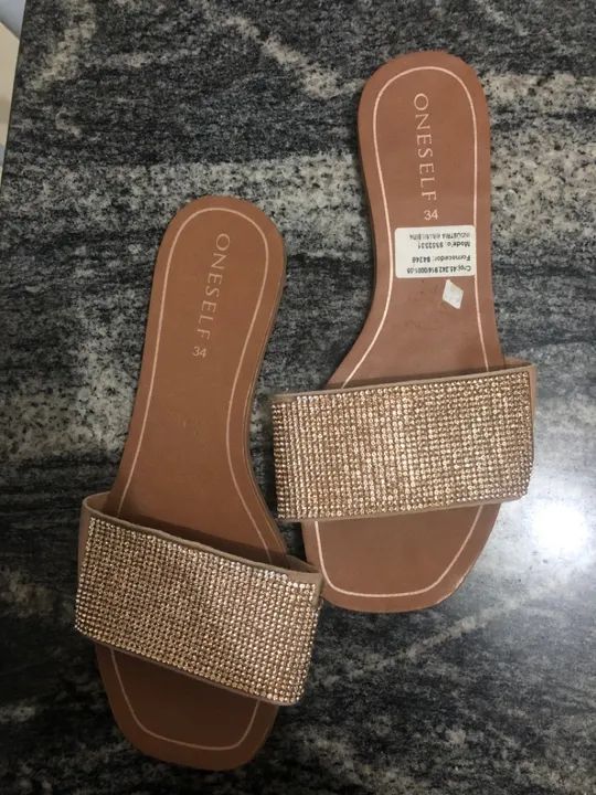 Rasteirinha de strass (numero 34/35)