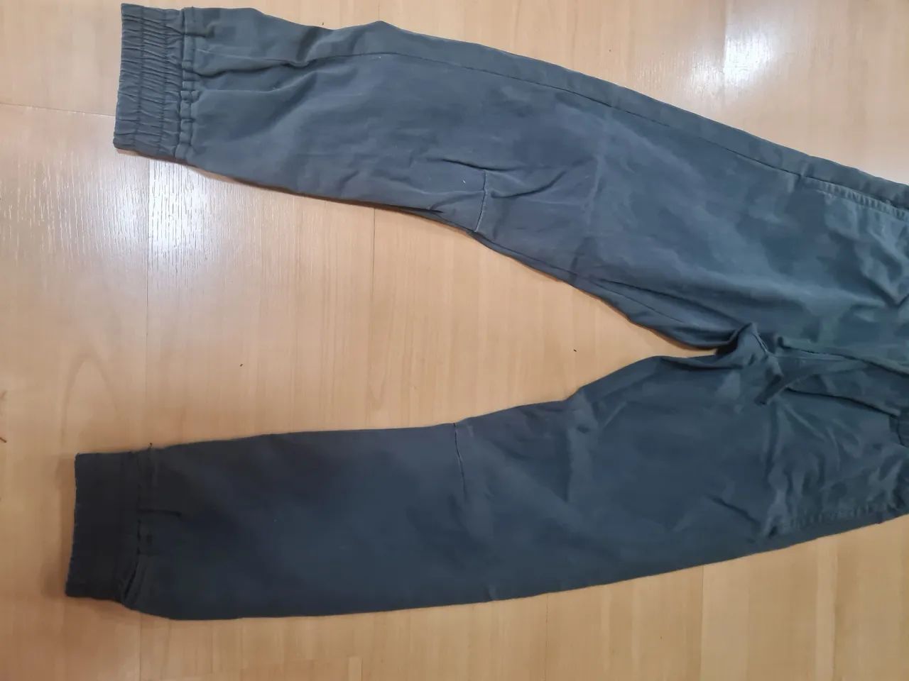 Calça  zara tanho P verde 