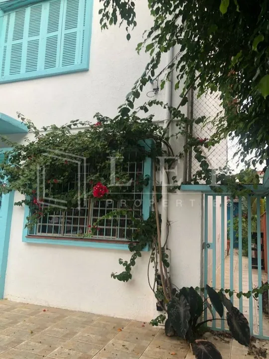 Rua Ministro Jesuíno Cardoso, Casa de Vila