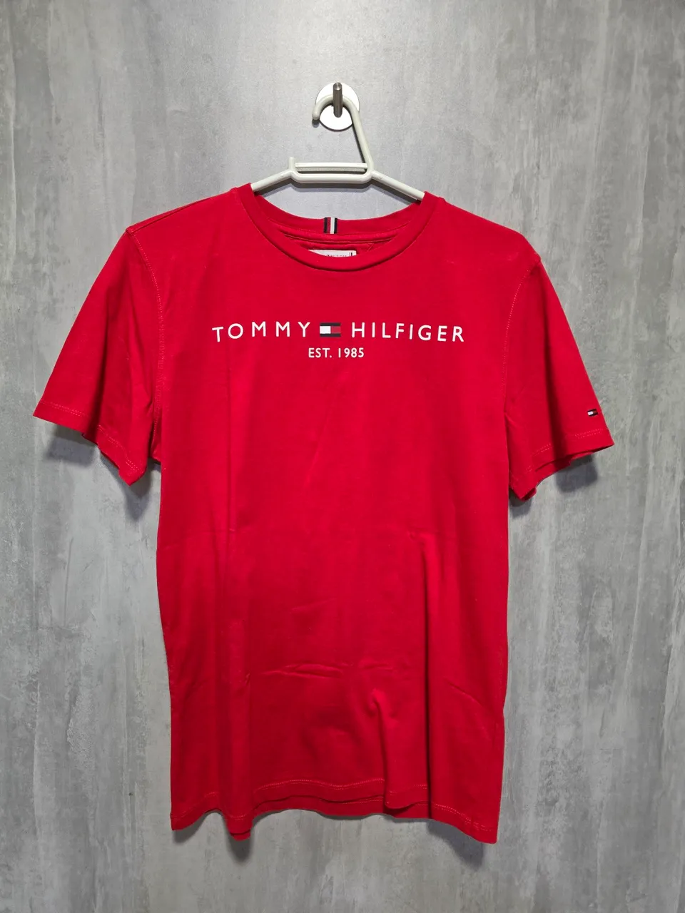 Camiseta Tommy Hilfiger Vermelha