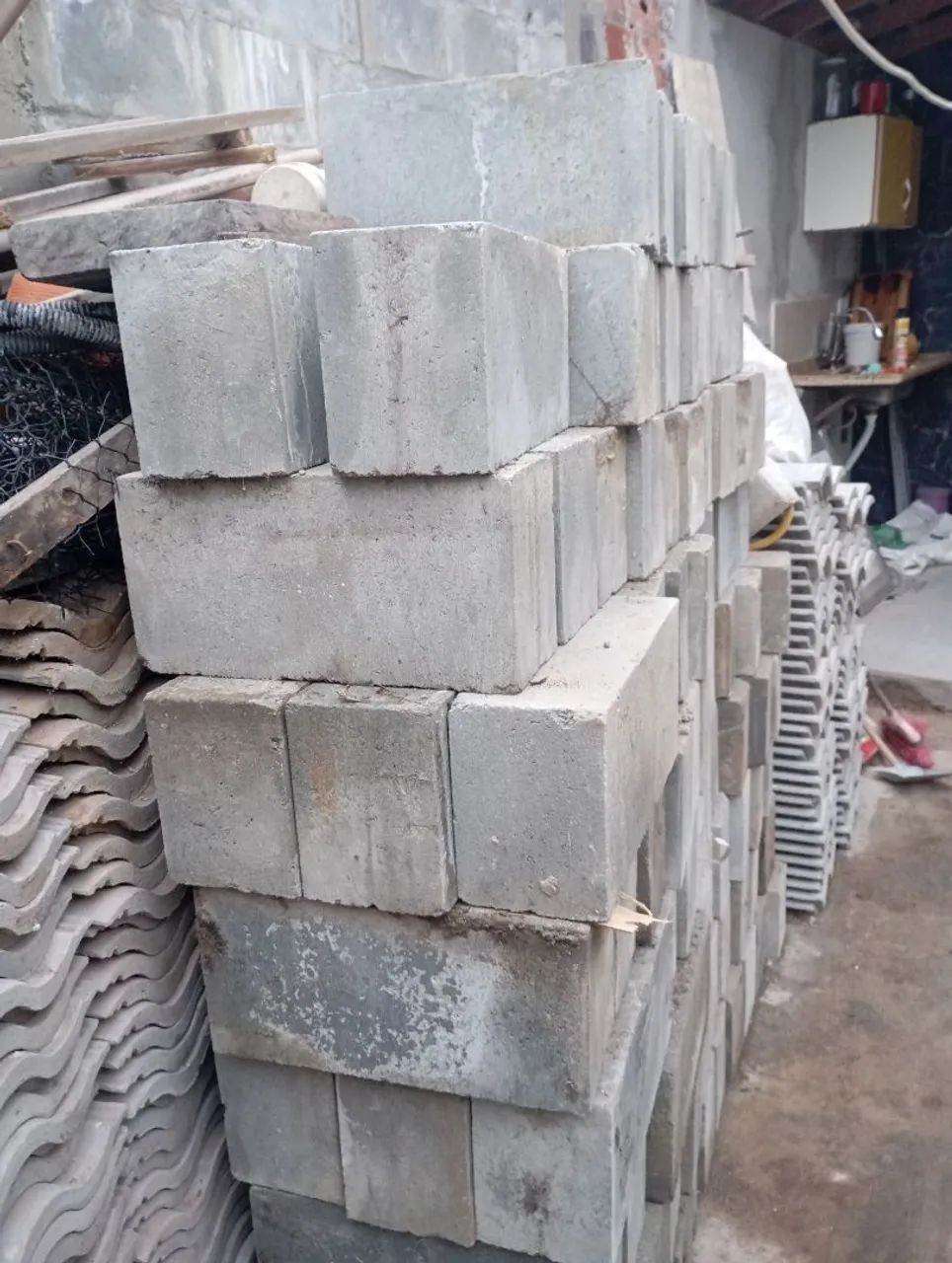 90 Blocos estrutural  de cimento  64840817406465123