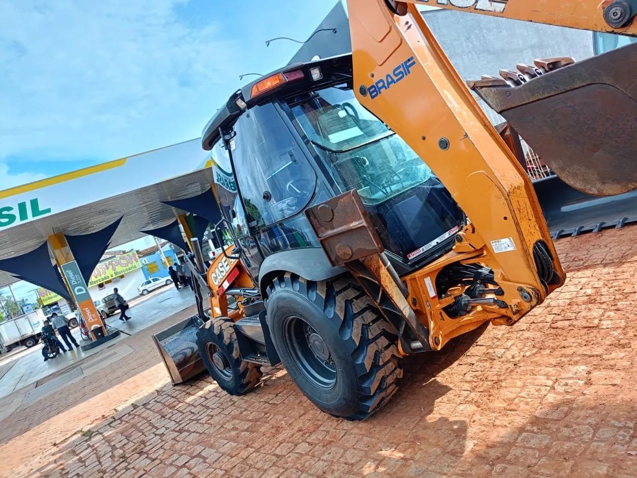 Retroescavadeira Case 580  - Foto 5