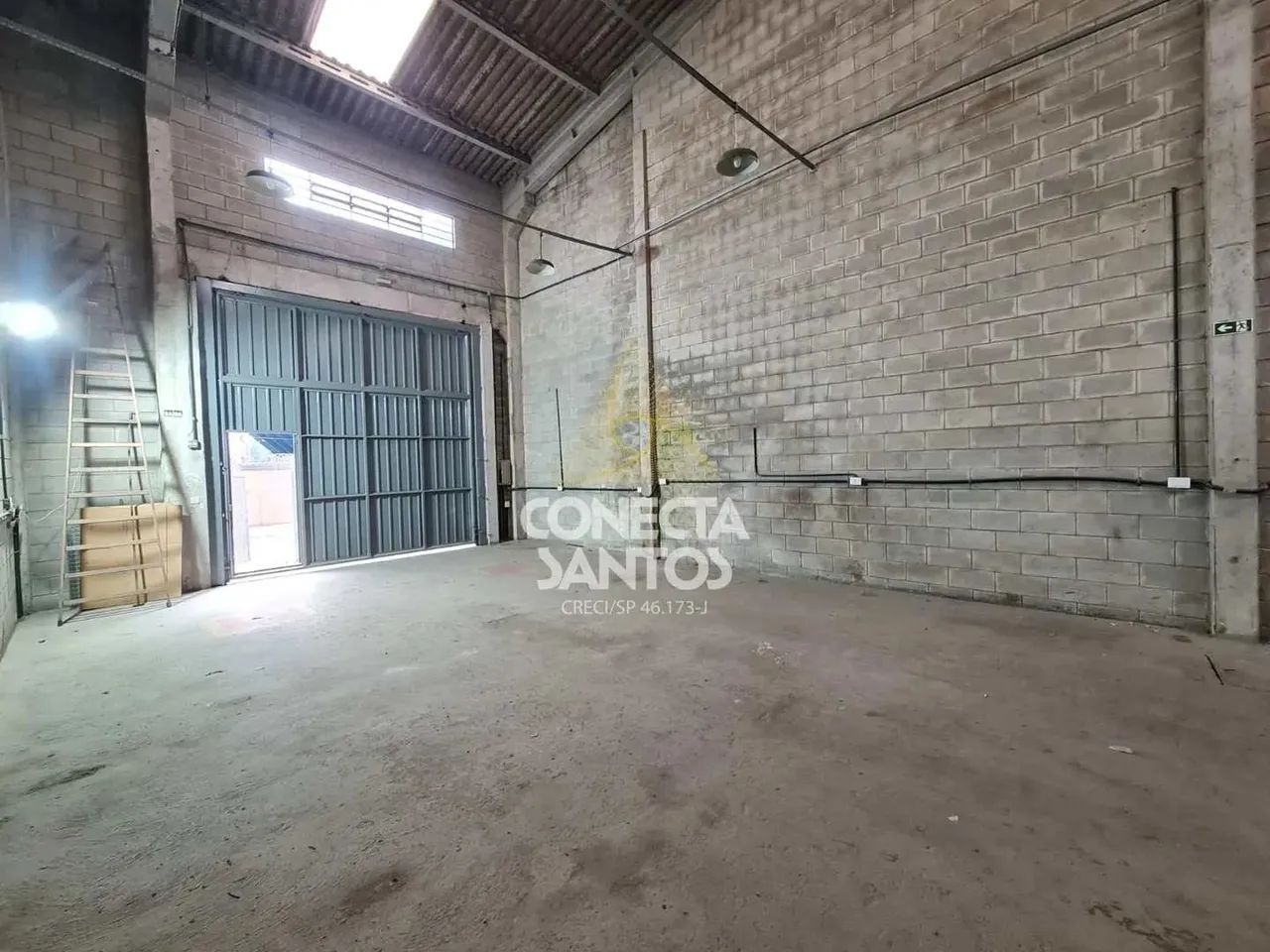 EXCELENTE GALPÃO NO PAQUETA EM SANTOS - Foto 2