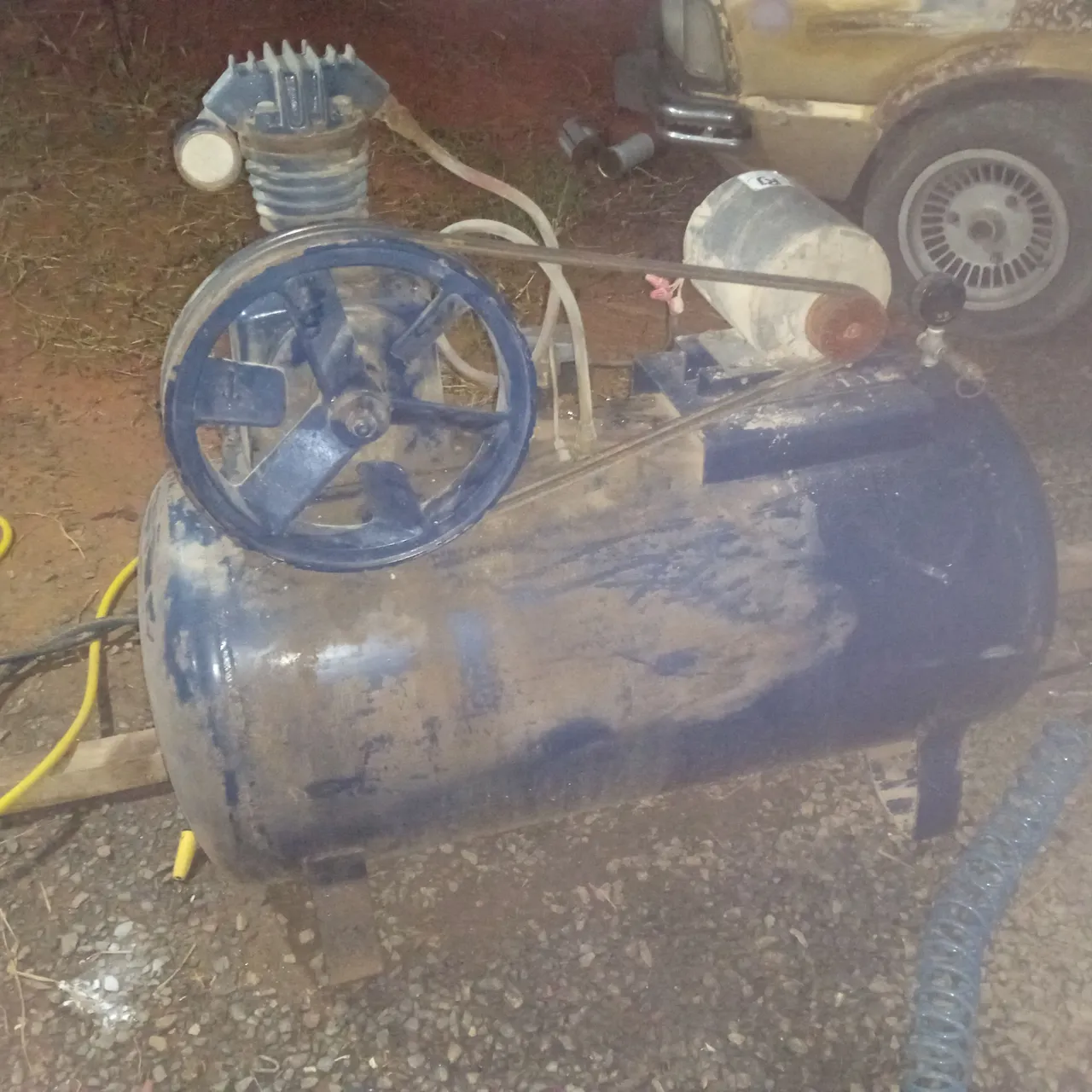 Compressor de Ar Industrial 200litros
