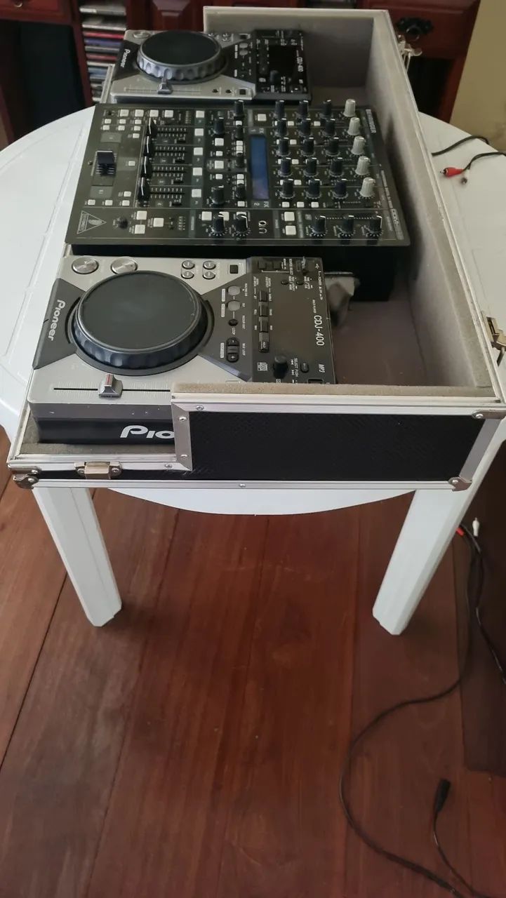 CDJ 400 Pioneer - o par + mixer Behringer ddm 400 + case - Foto 5