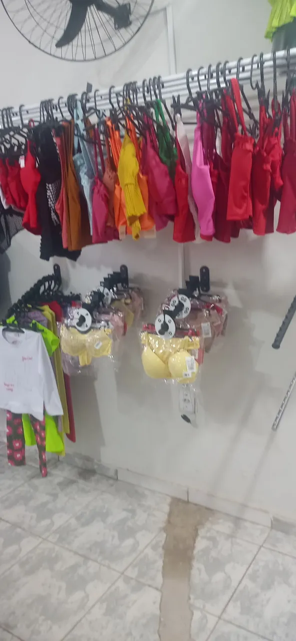 vende-se roupas apartir de 20.00.