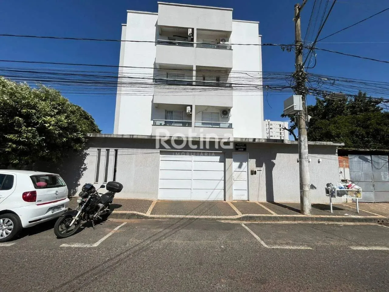 Apartamento para alugar, 2 quartos, Santa Mônica - Uberlândia/MG - Rotina Imobiliária