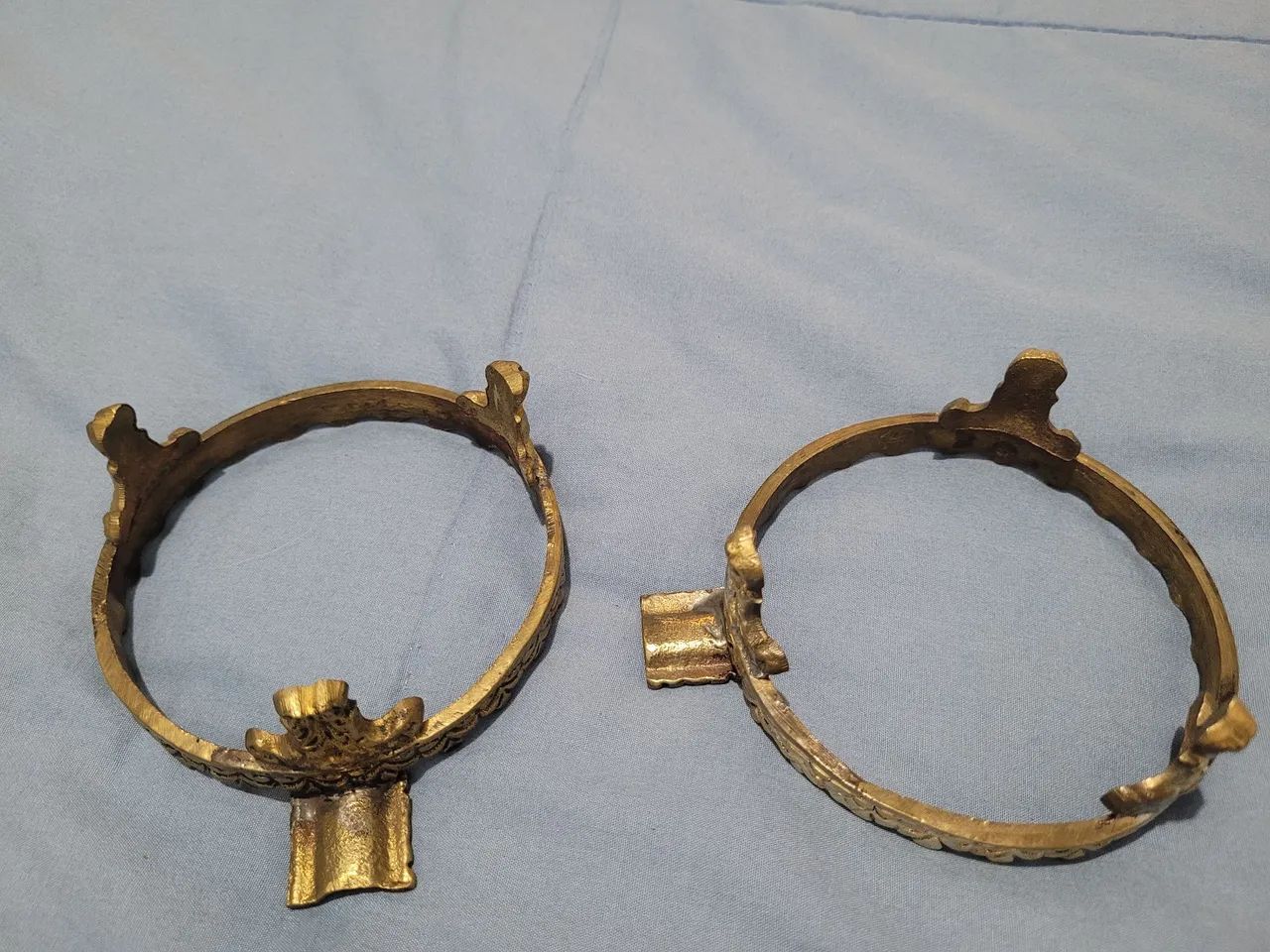 Par de Peanha antigas em bronze suporte para cinzeiro  - Foto 2