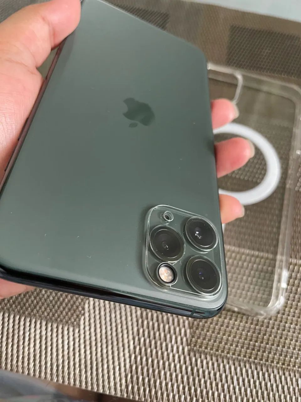 IPHONE 11 PRO MAX CONSERVADO - Celulares e Smartphones - Promorar