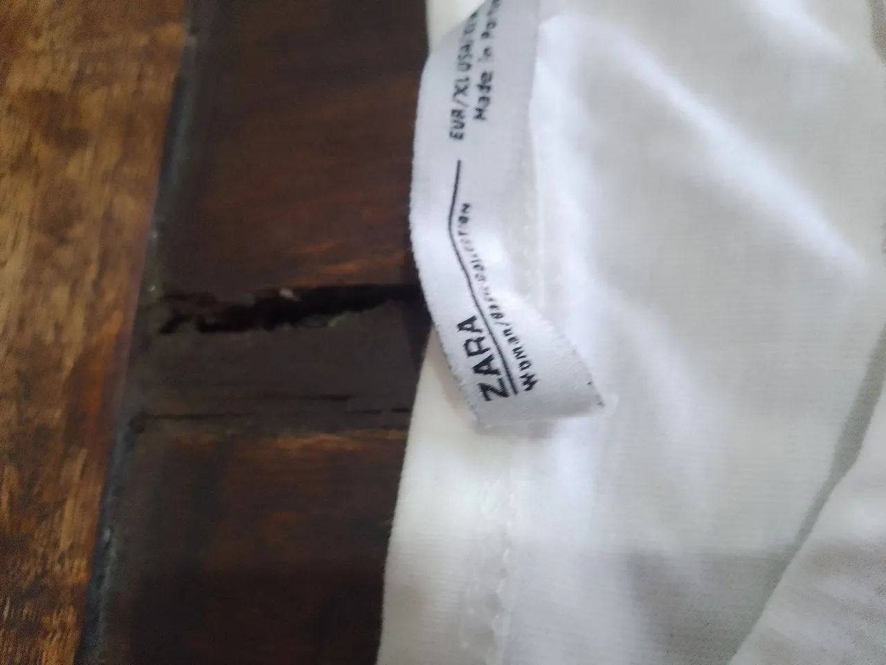 Camiseta ZARA. Branca coleção exclusiva  G /GG - Foto 2