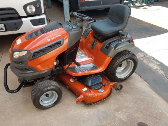 TRATOR HUSQVARNA 26CV LGT2654 2016 - Foto 3