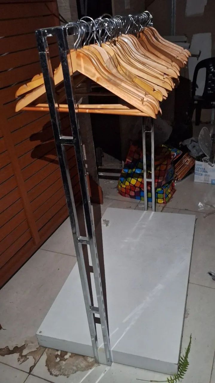 Cabideiro Arara de Metal para Loja - Foto 4