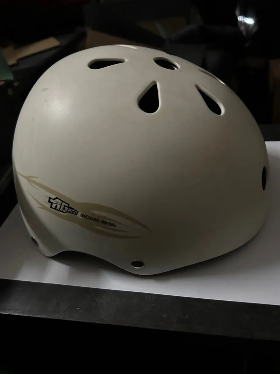 Capacete para esportes radicais SKATE DECATHLON AG200 EXCELENTE ESTADO - Foto 5