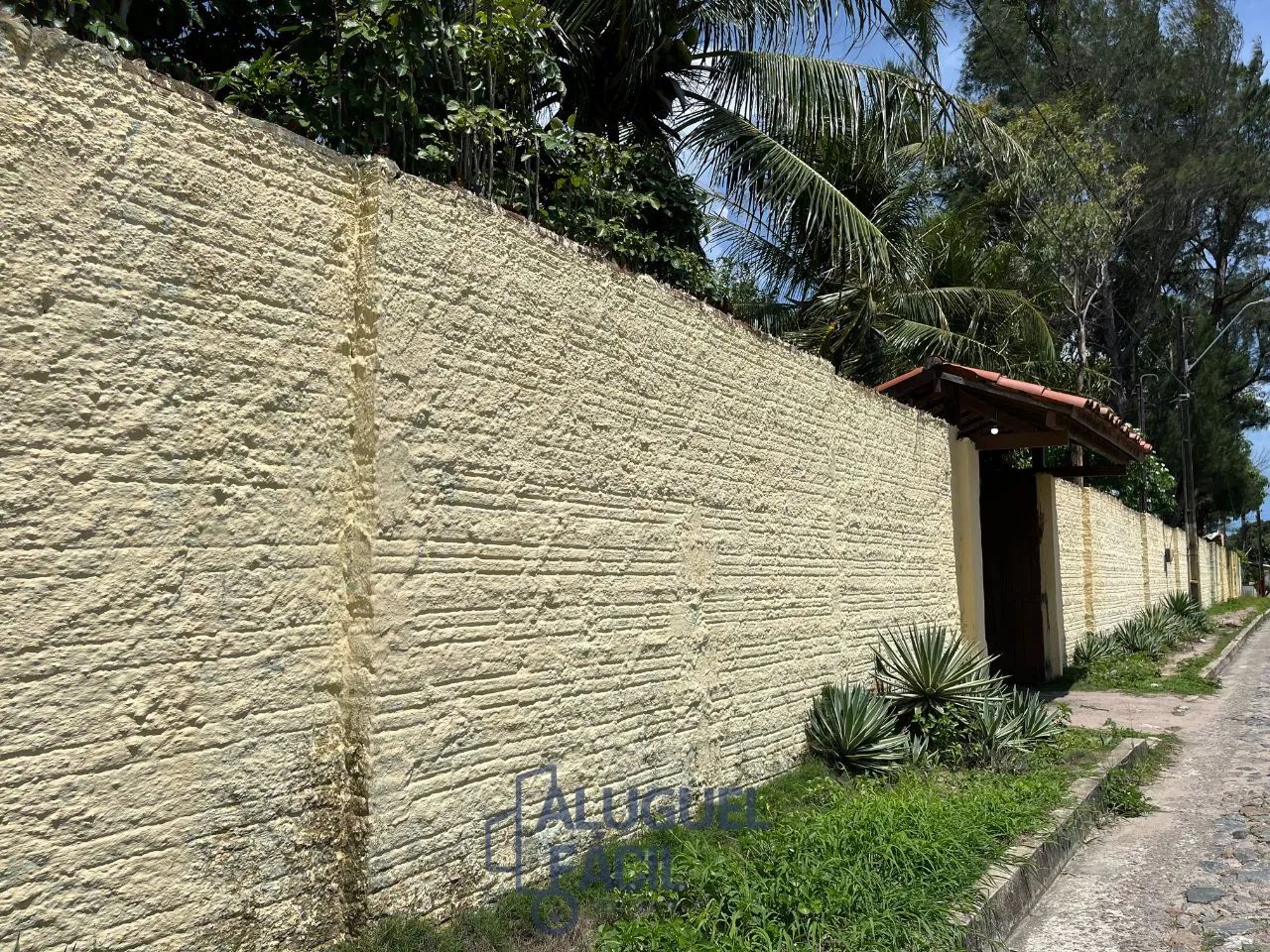 Imóvel para aluguel tem 100 metros quadrados com 3 quartos em Tabuba - Caucaia - CE