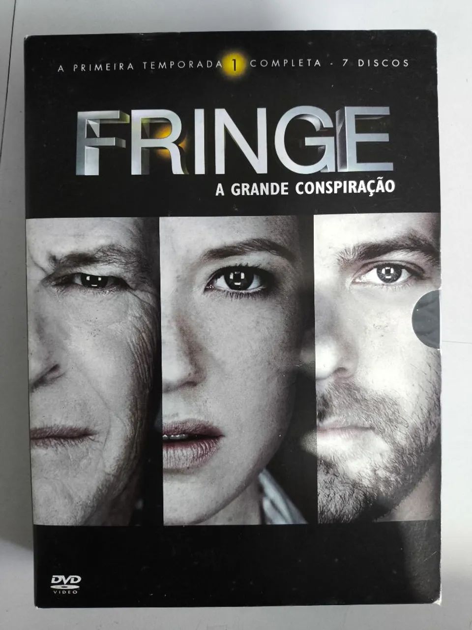 Fringe - A Primeira Temporada Completa em DVD
