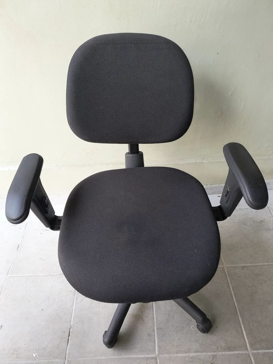 Excelente Cadeira de Escritório. - Foto 5
