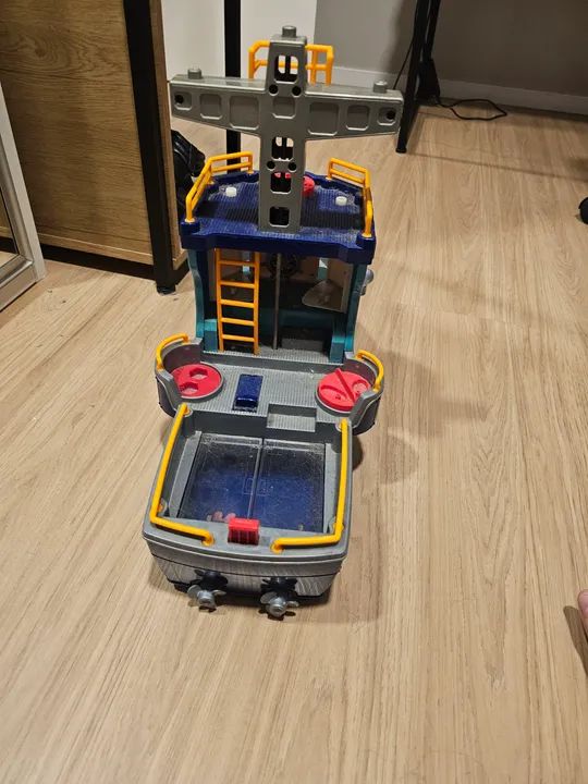Navio de Brinquedo com Torre - Foto 3