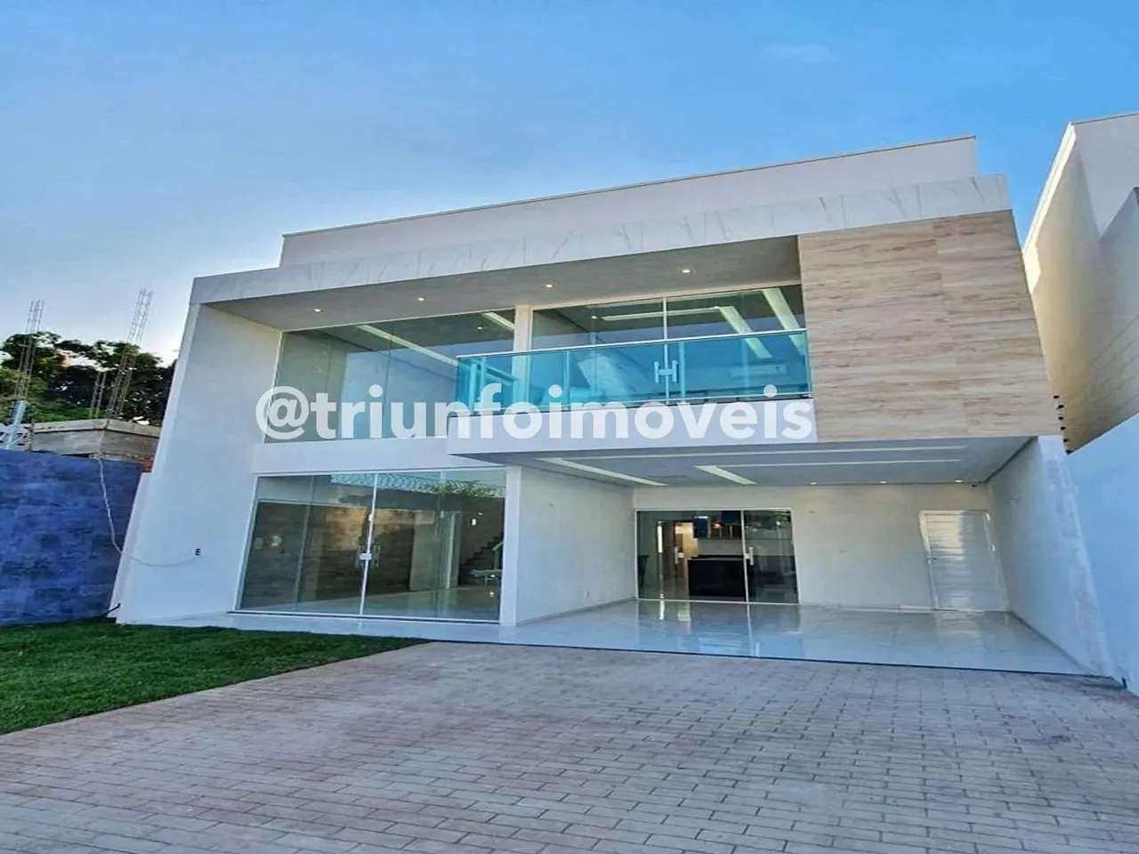 Casa duplex no Parque Piauí em Timon com 4 suítes TR223314 THE -UTD2KQ