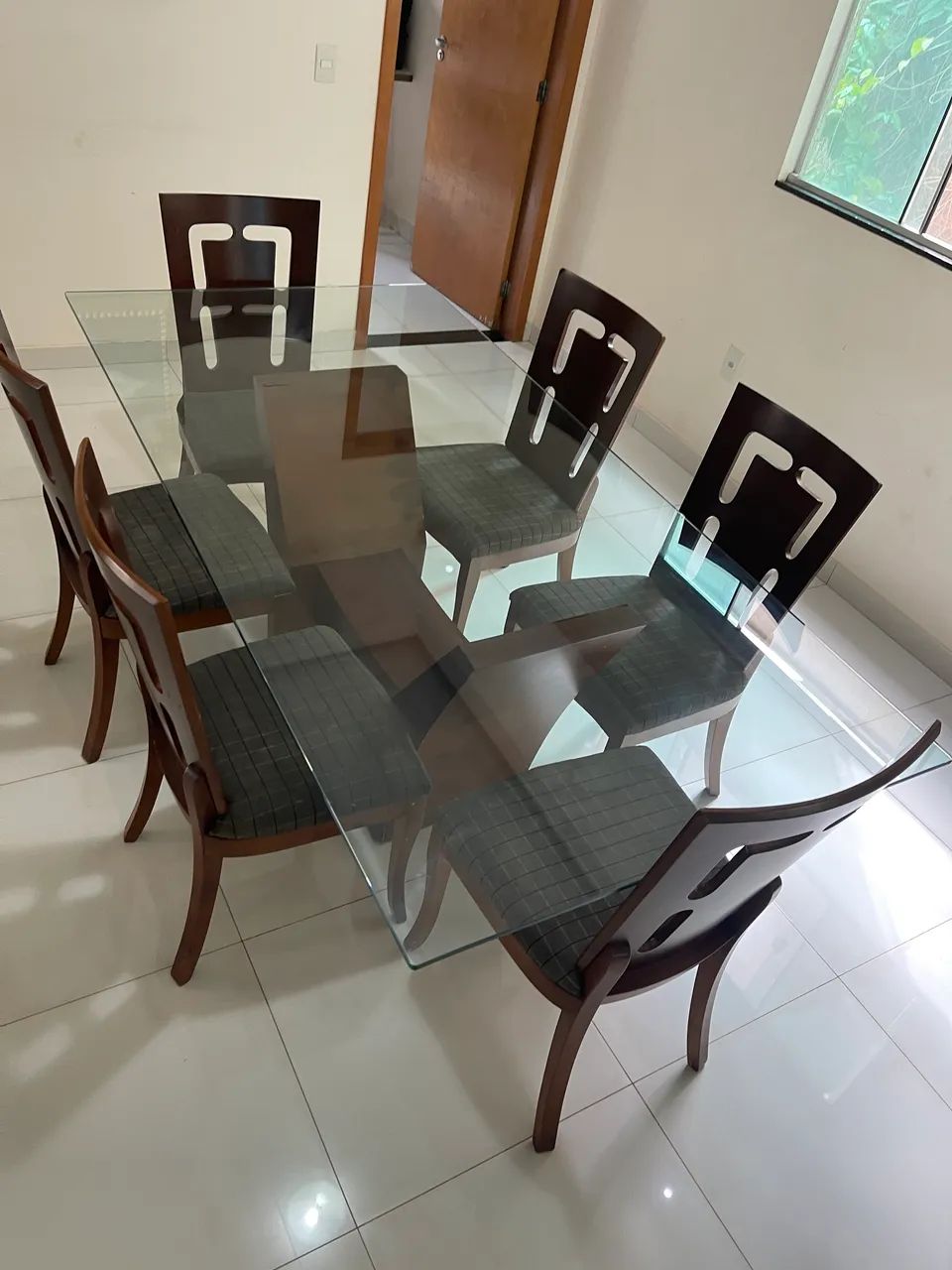 Glass Dining Table with 6 Chairs64739713966081120